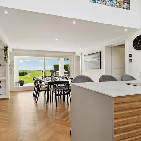Holiday home 4 Bedroom In