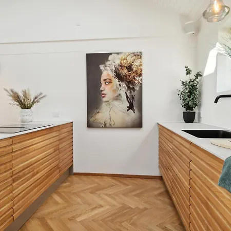 4 Bedroom In